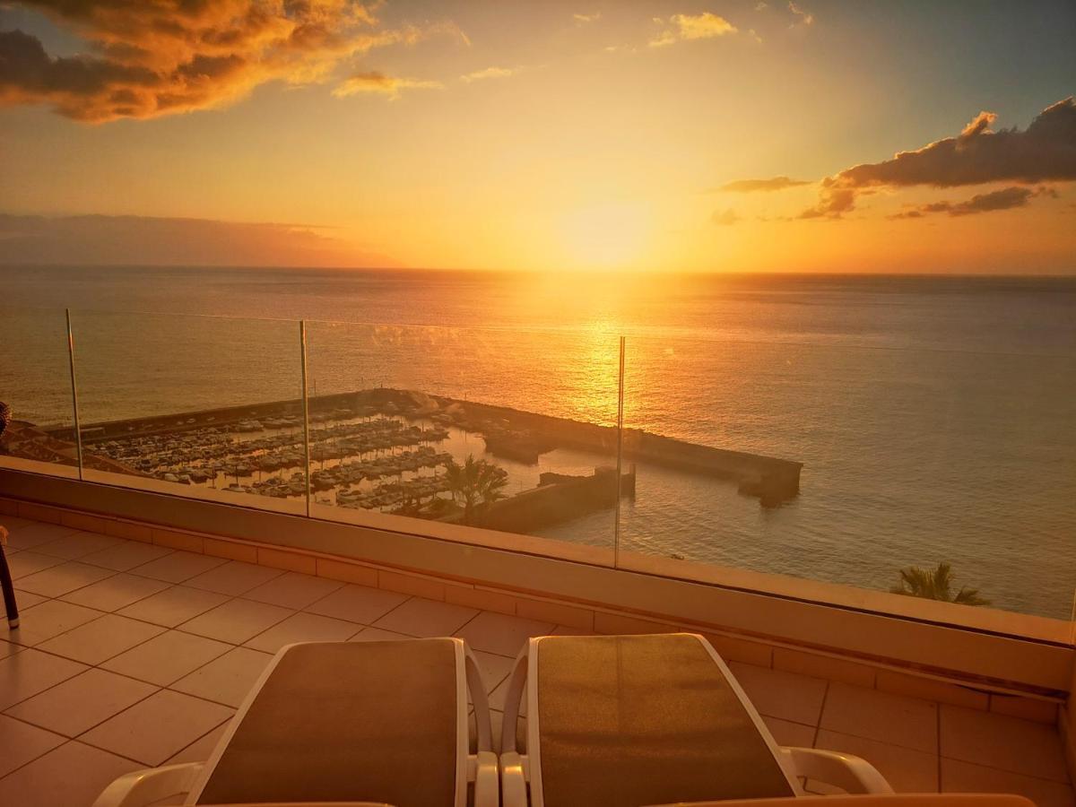 Magnificent Apt. With Sea View, Cliff & Marina Сантъяго-дель-Тейде Экстерьер фото